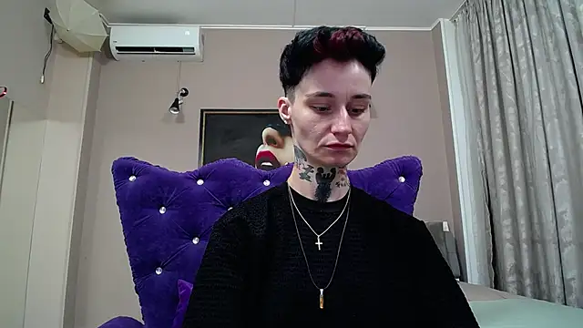 Snapshot of KennyXSX chatting on July 1, 2026, 1:56 pm KennyXSX online show from July 1, 2026, 1:56 pm