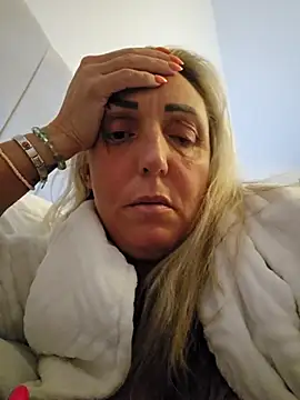 Snapshot of theblondecocklover chatting on March 13, 2026, 7:15 am theblondecocklover online show from March 13, 2026, 7:15 am