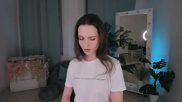 Ariadna Shy online show from October 4, 2025, 9:02 pm