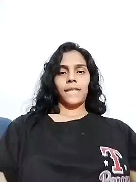 Snapshot of Emily_hot26 chatting on December 18, 2025, 7:03 am Emily hot26 online show from December 18, 2025, 7:03 am