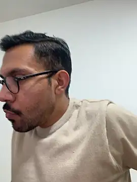 Snapshot of AdrianGarcia89 chatting on March 28, 2026, 2:11 am AdrianGarcia89 online show from March 28, 2026, 2:11 am