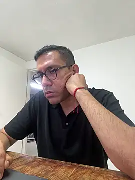 AdrianGarcia89 online show from June 12, 2026, 1:04 am