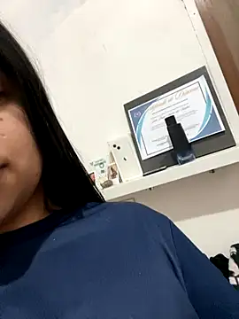 aninhah01 online show from December 22, 2025, 4:20 am