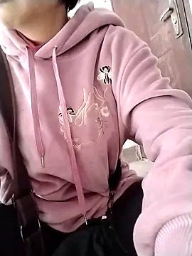 Snapshot of Girl-6868 chatting on February 25, 2026, 1:37 am Girl-6868 online show from February 25, 2026, 1:37 am