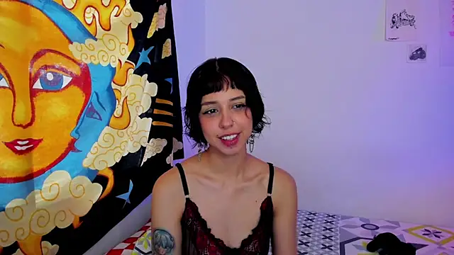Snapshot of harakitty_ chatting on June 16, 2026, 8:33 pm harakitty online show from June 16, 2026, 8:33 pm