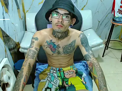 Boy tatto77 online show from March 21, 2026, 12:21 pm