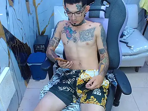 Snapshot of Boy_tatto77 chatting on July 20, 2026, 12:51 pm Boy tatto77 online show from July 20, 2026, 12:51 pm