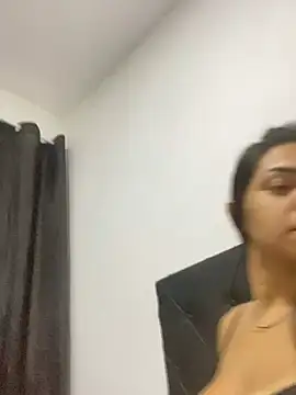 Snapshot of Nini_ chatting on March 26, 2026, 2:17 am Nini online show from March 26, 2026, 2:17 am