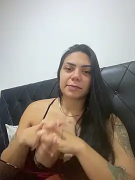 Snapshot of Nini_ chatting on April 24, 2026, 5:59 pm Nini online show from April 24, 2026, 5:59 pm
