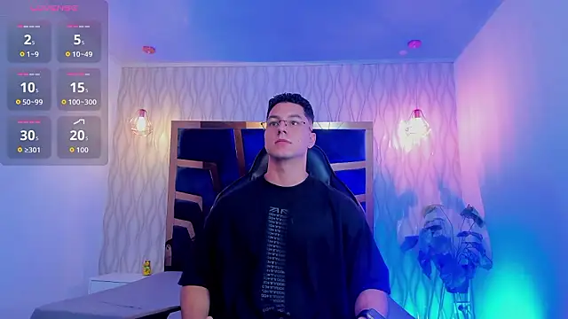 Snapshot of Noah_Clarkk chatting on March 5, 2026, 5:20 pm Noah Clarkk online show from March 5, 2026, 5:20 pm