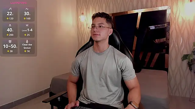 Snapshot of Noah_Clarkk chatting on March 9, 2026, 5:28 pm Noah Clarkk online show from March 9, 2026, 5:28 pm