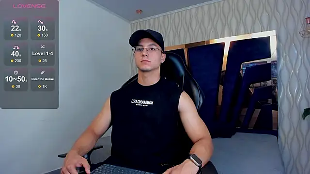 Snapshot of Noah_Clarkk chatting on March 13, 2026, 6:14 pm Noah Clarkk online show from March 13, 2026, 6:14 pm