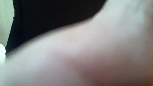 Gwenette66 online show from June 10, 2026, 8:41 pm