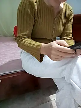 Sweet-Berryy online show from February 8, 2026, 1:03 pm