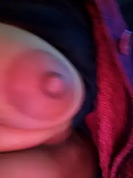 QWEEN7B online show from January 7, 2026, 11:56 am