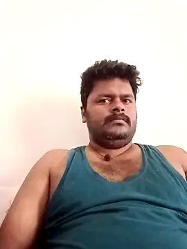 Snapshot of yourwellman chatting on May 12, 2026, 6:43 am yourwellman online show from May 12, 2026, 6:43 am