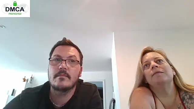 Miss-Chupagirly online show from April 10, 2026, 7:35 am