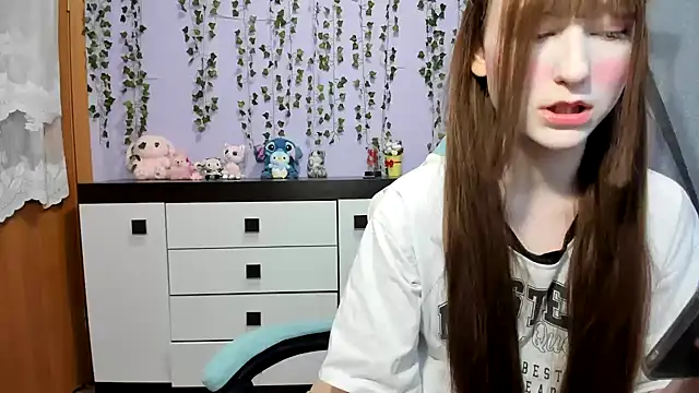 Yoonhee ki online show from March 10, 2026, 2:55 pm