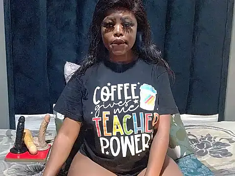 SpicyKitty33 online show from January 6, 2026, 5:55 am