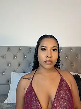 izzybelmonth12 online show from March 14, 2026, 8:25 pm