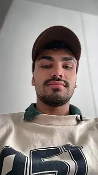 Snapshot of juancho_hairy chatting on March 26, 2026, 5:07 pm juancho hairy online show from March 26, 2026, 5:07 pm