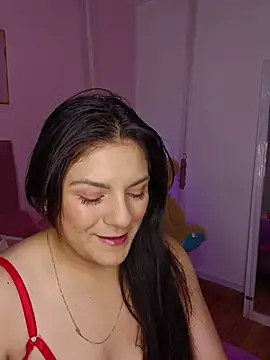 Snapshot of paulina_coxx chatting on January 8, 2026, 12:07 pm paulina coxx online show from January 8, 2026, 12:07 pm