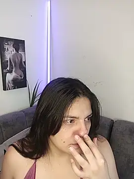 paulina coxx online show from March 20, 2026, 11:59 am