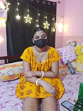 Babyx00 online show from May 16, 2026, 1:32 pm