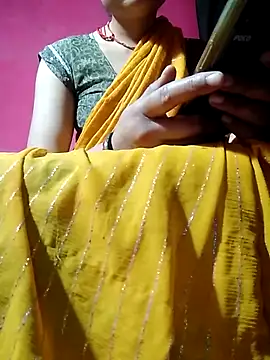 Snapshot of mantraverma chatting on February 1, 2026, 5:11 pm mantraverma online show from February 1, 2026, 5:11 pm