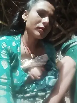 Snapshot of Cuty_priti chatting on June 8, 2026, 7:25 pm Cuty priti online show from June 8, 2026, 7:25 pm