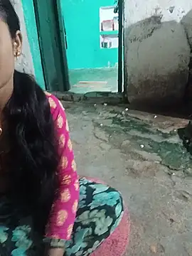 Snapshot of Cuty_priti chatting on July 11, 2026, 4:53 pm Cuty priti online show from July 11, 2026, 4:53 pm