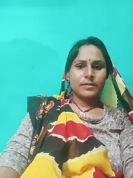 Snapshot of Cuty_priti chatting on July 21, 2026, 5:43 am Cuty priti online show from July 21, 2026, 5:43 am