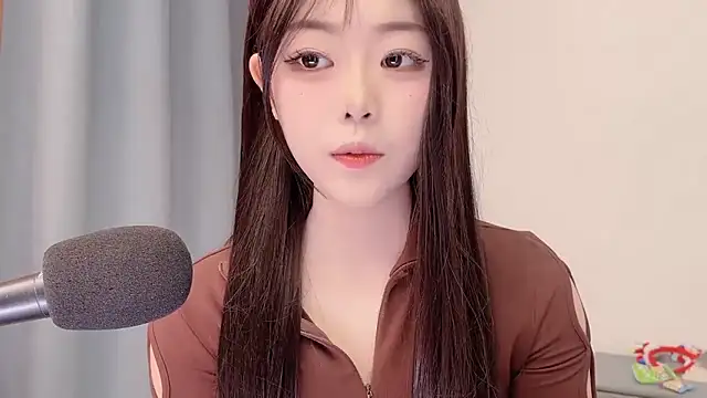 smalldaisy online show from March 30, 2026, 2:45 am