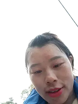 Snapshot of chloe-ri chatting on December 21, 2025, 6:20 am chloe-ri online show from December 21, 2025, 6:20 am