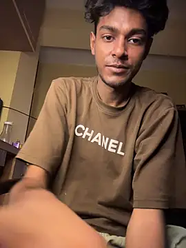 Snapshot of tooexpensive chatting on May 7, 2026, 12:16 am tooexpensive online show from May 7, 2026, 12:16 am