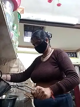 Snapshot of kaamuk_madhu chatting on February 2, 2026, 6:34 am kaamuk madhu online show from February 2, 2026, 6:34 am