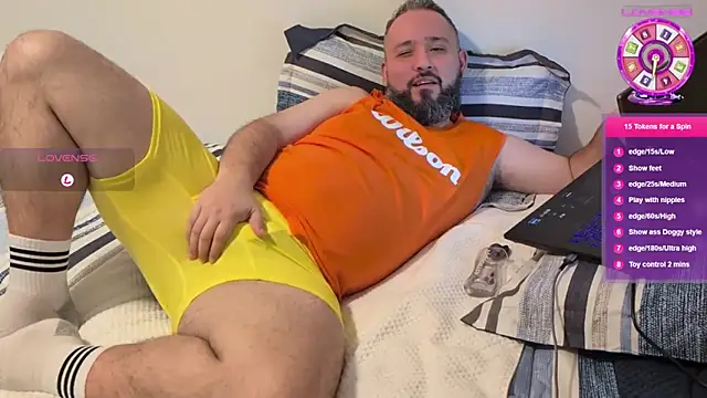 Snapshot of Hairy_bear86 chatting on March 3, 2026, 4:18 am Hairy bear86 online show from March 3, 2026, 4:18 am