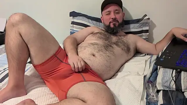Snapshot of Hairy_bear86 chatting on March 6, 2026, 5:04 am Hairy bear86 online show from March 6, 2026, 5:04 am