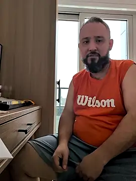 Snapshot of Hairy_bear86 chatting on March 6, 2026, 7:43 pm Hairy bear86 online show from March 6, 2026, 7:43 pm