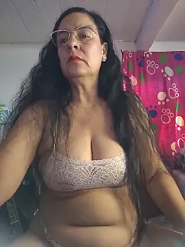 KiaraFoster online show from June 18, 2026, 12:09 pm