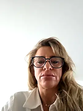 LaLynn online show from February 26, 2026, 3:55 pm