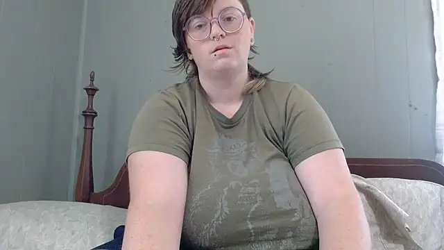 Snapshot of Pupghostt chatting on July 15, 2026, 1:27 pm Pupghostt online show from July 15, 2026, 1:27 pm
