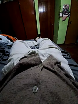 Snapshot of angelm123456 chatting on February 4, 2026, 1:33 am angelm123456 online show from February 4, 2026, 1:33 am