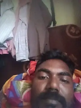 Snapshot of Tamilpaiyan07 chatting on July 24, 2026, 9:18 am Tamilpaiyan07 online show from July 24, 2026, 9:18 am