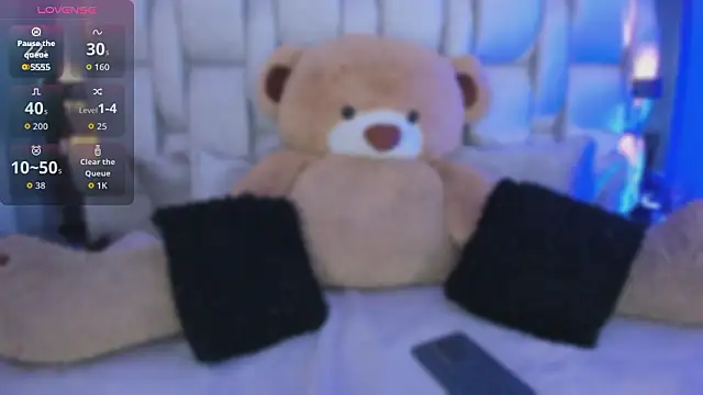  PaulinaDoll  online show from March 29, 2026, 4:01 am