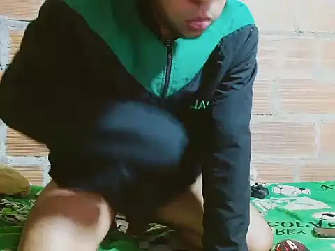 Snapshot of Alphamaster_92 chatting on February 6, 2026, 10:07 am Alphamaster 92 online show from February 6, 2026, 10:07 am