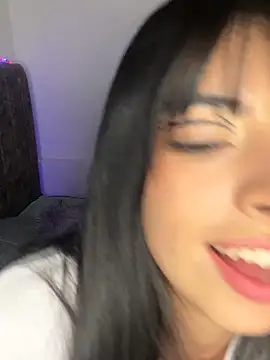 junorise23 online show from March 15, 2026, 4:40 am