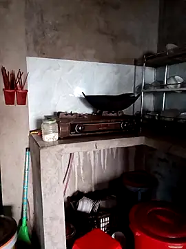 Snapshot of boiboi001 chatting on February 8, 2026, 1:42 am boiboi001 online show from February 8, 2026, 1:42 am