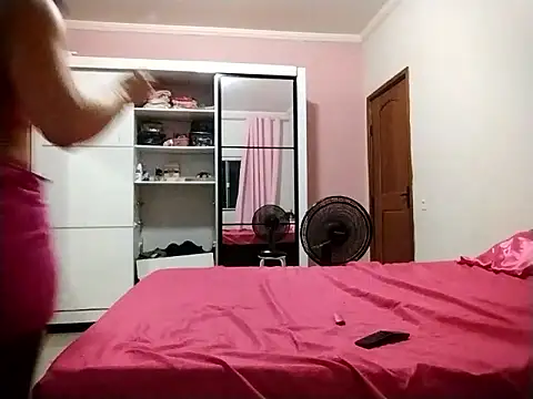 mellzinhacasada online show from March 23, 2026, 3:10 am