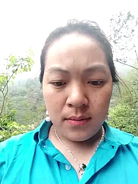 Snapshot of Lucky_cutee chatting on March 18, 2026, 12:03 am Lucky cutee online show from March 18, 2026, 12:03 am